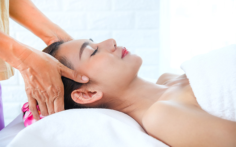 Humidity and Hair Explained: How a Scalp Detox Helps Hair Adapt in Humid Environments 2 2 2026 06 17T145632.736