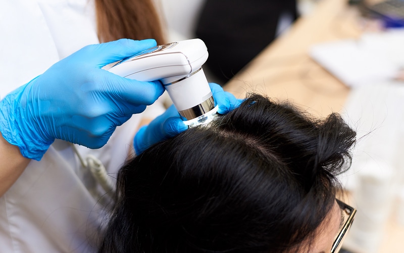 6 Best Natural Ingredients for Healthy Hair and Scalp 2 Professional microscopic scalp examination for hair and scalp health